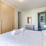 Seafront Apt, In The Centre Of Sliema, Opp By 360 Estates *