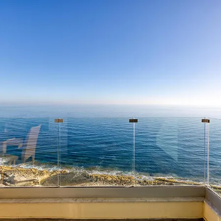 Seafront Apt, In The Centre Of Sliema, Opp By 360 Estates Sliema