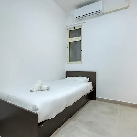 Seafront Apt, In The Centre Of Sliema, Opp By 360 Estates Apartment Sliema